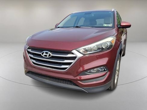 Used 2017 Hyundai Tucson SE w/ SE Popular Package 02 AWD/4WD image 4