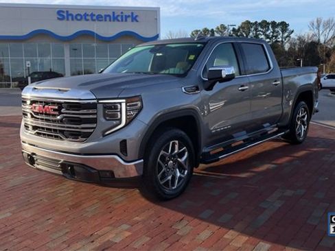 Used 2023 GMC Sierra 1500 SLT w/ SLT Premium Package image 5