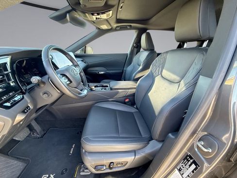 Used 2025 Lexus RX 350 Premium w/ Accessory Package (Z1) FWD image 30