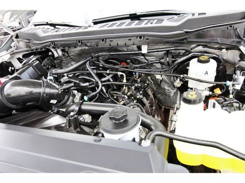 Used 2025 Ford F250 XL w/ FX4 Off-Road Package image 26