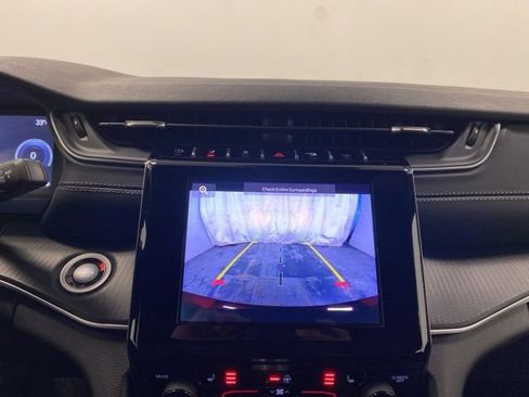 New 2025 Jeep Grand Cherokee Laredo w/ Luxury Tech Group I image 13