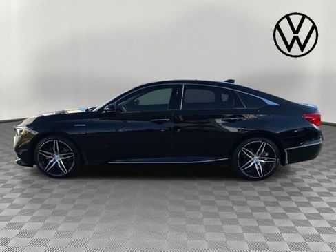 Used 2022 Honda Accord Touring image 6