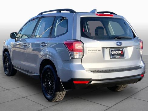 Used 2018 Subaru Forester 2.5i w/ Alloy Wheel Package AWD/4WD image 12