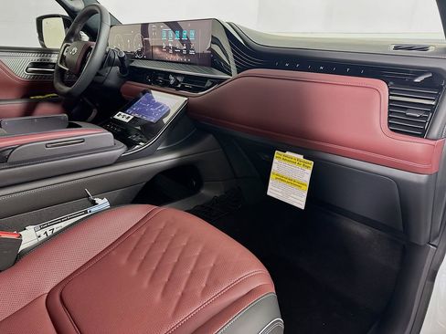 New 2026 INFINITI QX80 Autograph w/ Premium Cargo Package image 37