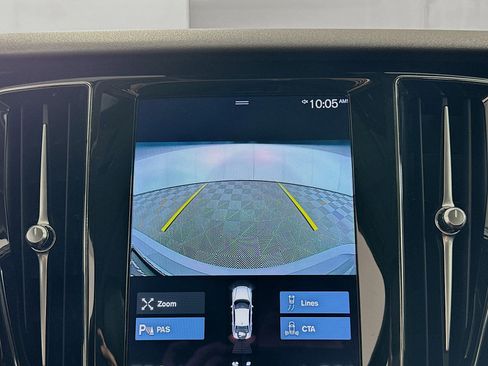 Used 2021 Volvo S60 T5 Momentum w/ Premium Package image 23