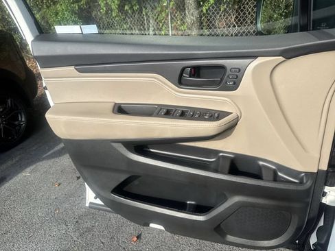 Used 2022 Honda Odyssey EX-L image 28