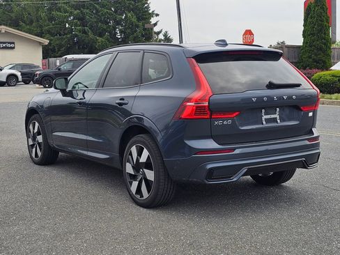 Used 2024 Volvo XC60 T8 Ultimate w/ Climate Package AWD/4WD image 15