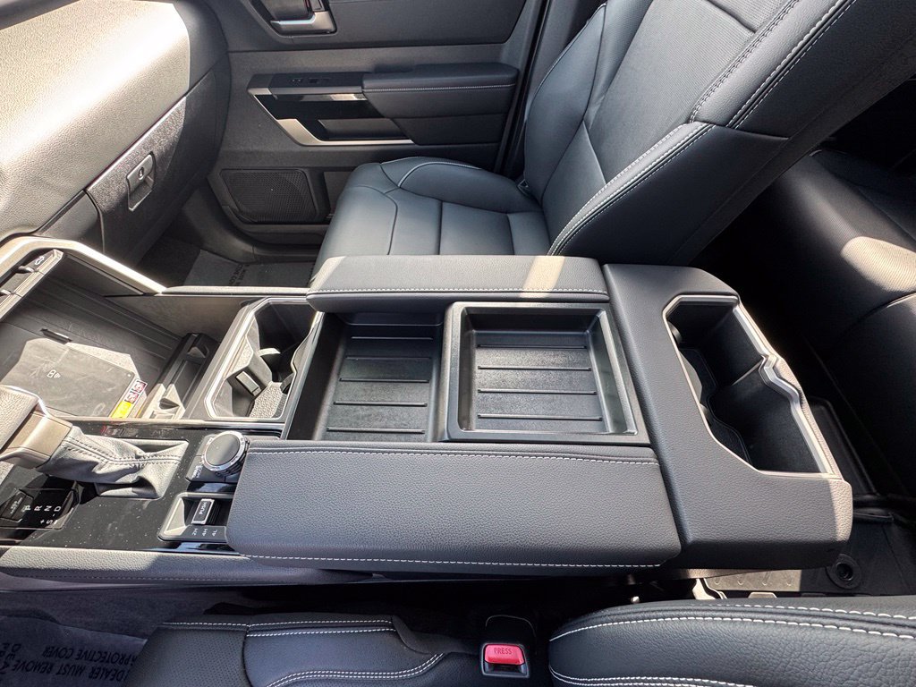 Used 2026 Toyota Tundra Limited AWD/4WD image 23