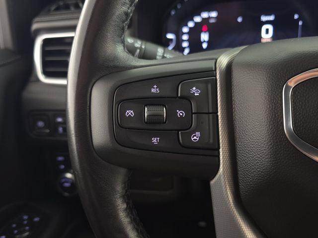 Used 2022 GMC Yukon Denali AWD/4WD image 16