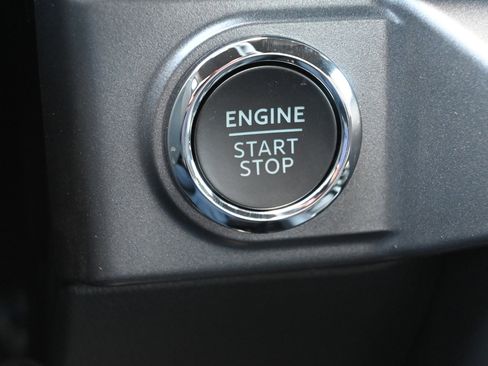 New 2026 Ford F150 XLT w/ Equipment Group 302A MID AWD/4WD image 21