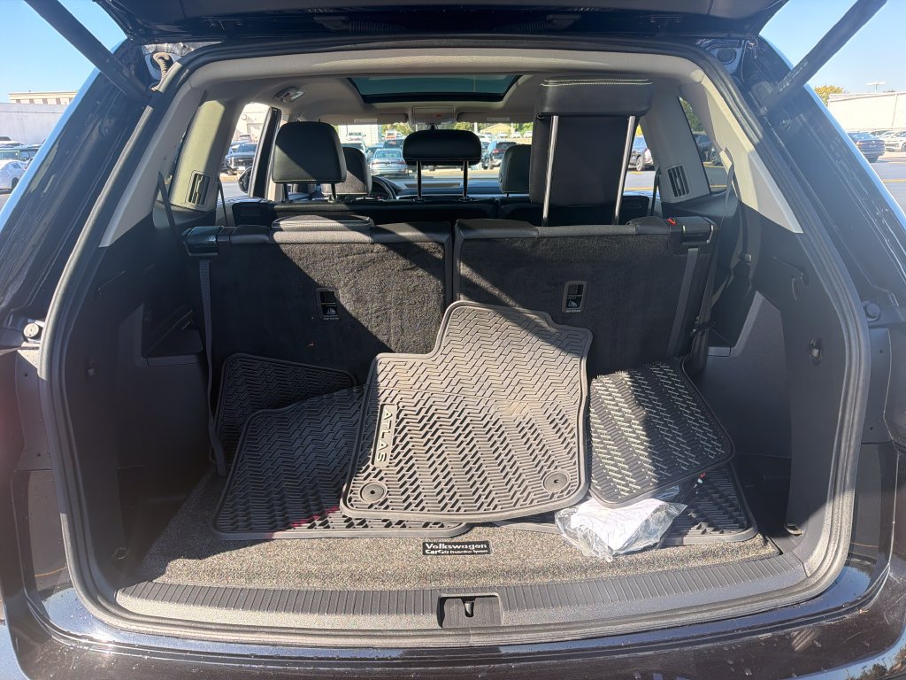 Certified 2023 Volkswagen Atlas SE w/ Panoramic Sunroof Package AWD/4WD image 31
