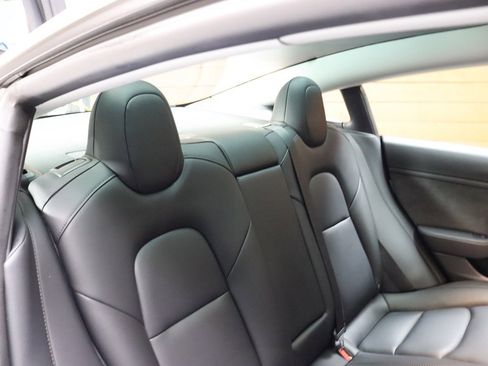 Used 2023 Tesla Model 3 Standard Range RWD image 59