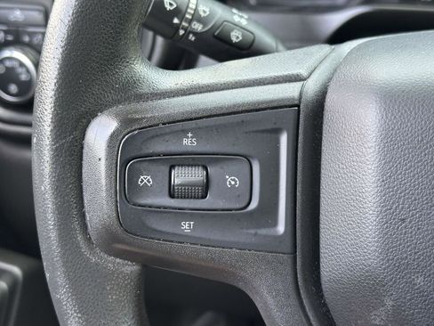 Used 2019 Chevrolet Silverado 1500 Custom Trail Boss w/ Custom Convenience Package AWD/4WD image 17