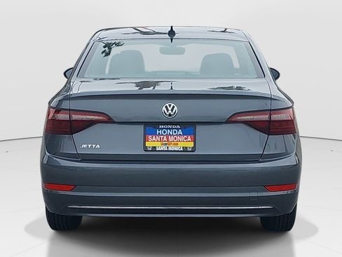 Used 2021 Volkswagen Jetta SE image 6