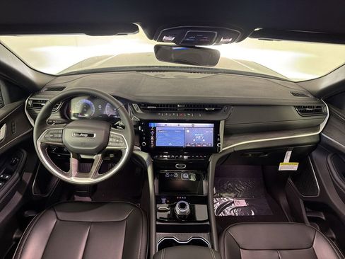 New 2026 Jeep Grand Cherokee L Limited image 23