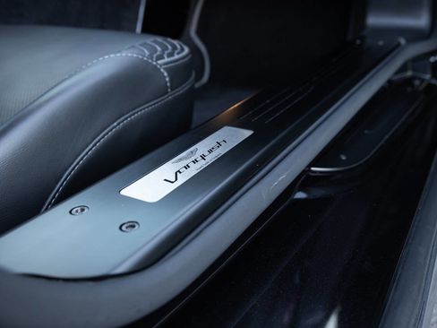 Used 2014 Aston Martin Vanquish Coupe image 80