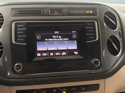 Used 2016 Volkswagen Tiguan S FWD image 13