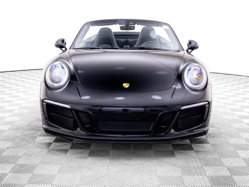 Certified 2019 Porsche 911 Carrera 4 GTS AWD/4WD image 9