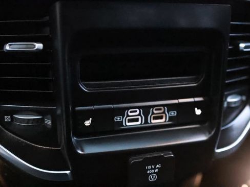 Used 2021 RAM 1500 Laramie AWD/4WD image 31