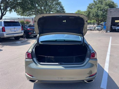 Used 2020 Lexus ES 350 w/ Accessory Package 2 FWD image 11