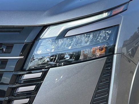 New 2026 Nissan Pathfinder Platinum AWD/4WD image 48