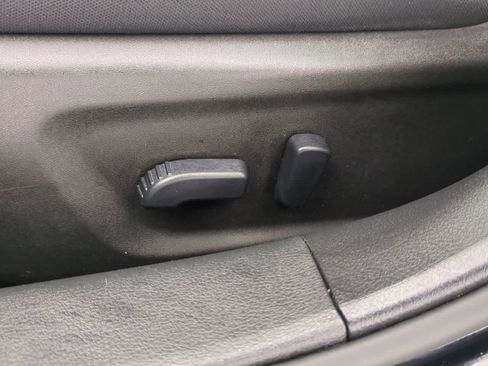 Used 2024 Nissan Altima 2.5 SV image 15