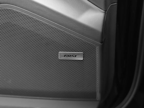 New 2026 Porsche Cayenne GTS image 49