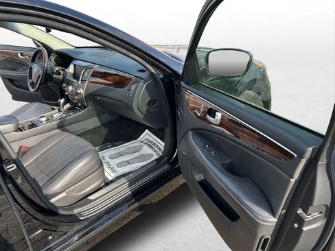 Used 2012 Hyundai Equus Signature image 22