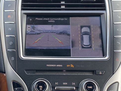 Used 2019 Lincoln Nautilus Reserve image 14