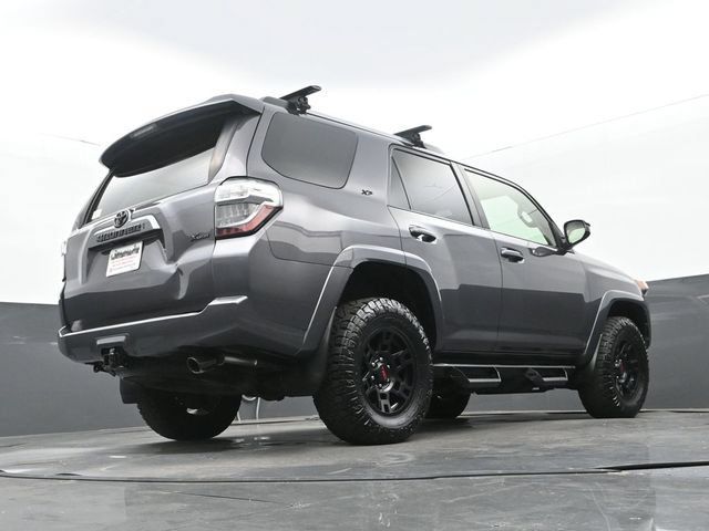 Used 2021 Toyota 4Runner SR5 AWD/4WD image 26