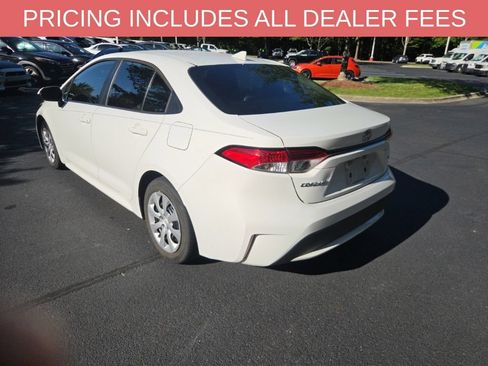 Used 2022 Toyota Corolla LE FWD image 10