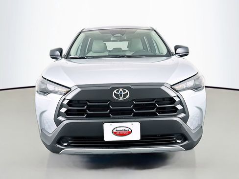 Certified 2026 Toyota Corolla Cross L FWD image 2