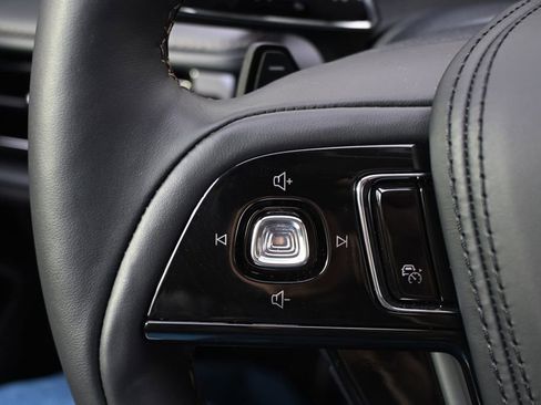 New 2026 Lincoln Aviator Reserve w/ Jet Appearance Package image 35