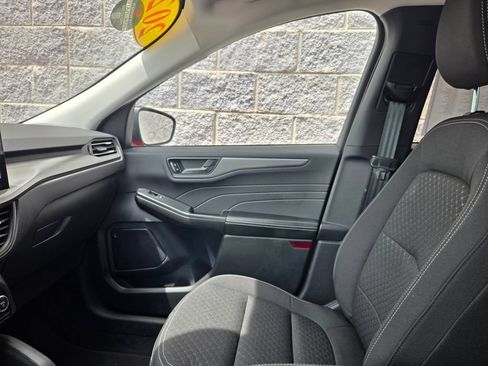 Used 2024 Ford Escape Active w/ Tech Pack #1 AWD/4WD image 31