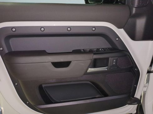 New 2026 Land Rover Defender 110 S AWD/4WD image 11