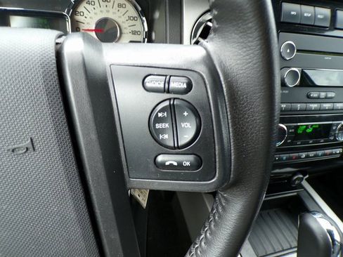 Used 2012 Ford Expedition Limited image 26