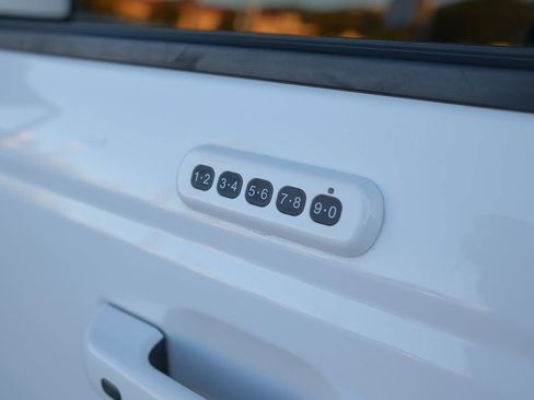 Used 2022 Ford Bronco Outer Banks image 28