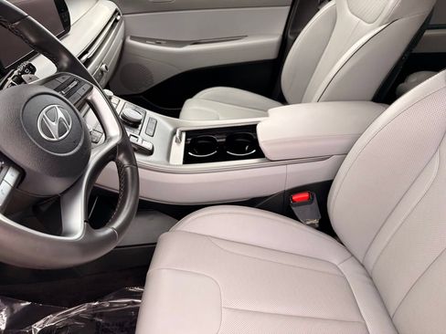 Used 2025 Hyundai Palisade SEL FWD image 19