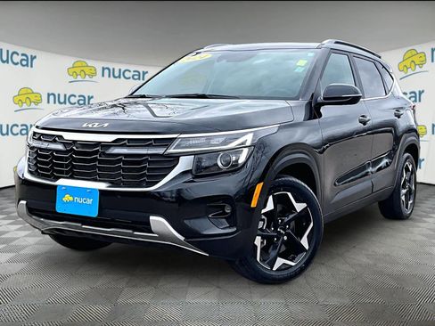 Used 2024 Kia Seltos EX image 3