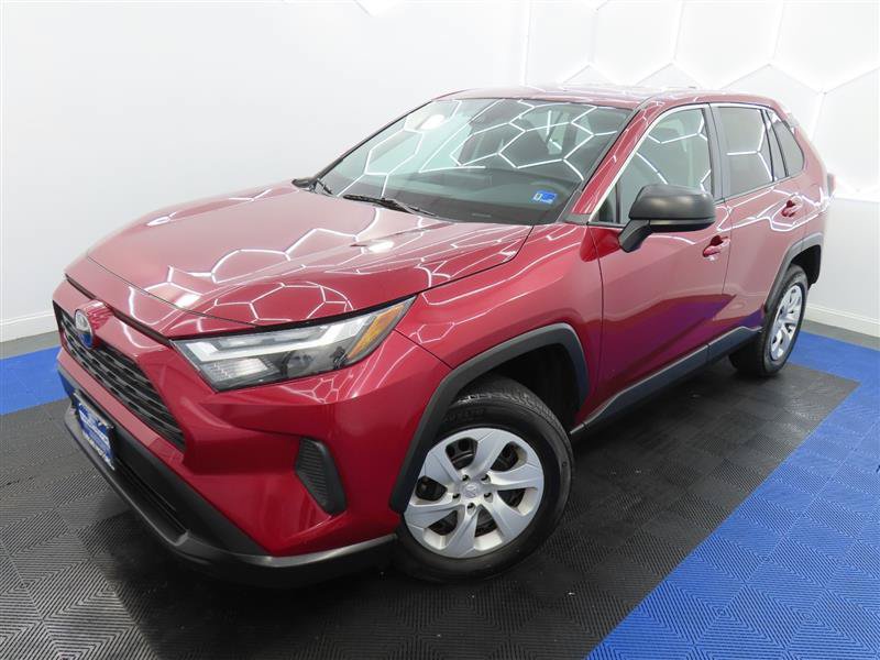 Used 2025 Toyota RAV4 LE FWD image 4