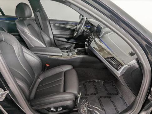 Used 2020 BMW 530i w/ Convenience Package image 24