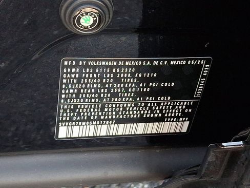Used 2025 Volkswagen Tiguan SE R-Line AWD/4WD image 26