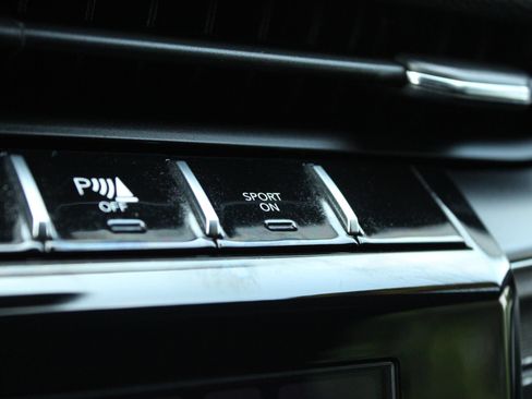 Used 2023 Jeep Grand Cherokee Altitude AWD/4WD image 40