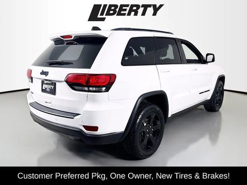 Used 2019 Jeep Grand Cherokee Laredo image 7