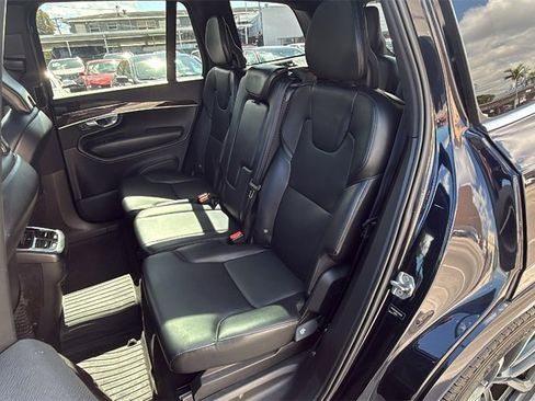 Used 2019 Volvo XC90 T5 Momentum w/ Protection Package Premier image 26