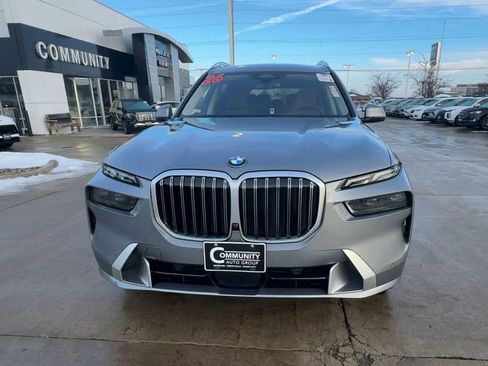 Used 2026 BMW X7 xDrive40i image 3