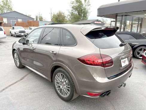 Used 2014 Porsche Cayenne GTS AWD/4WD image 3