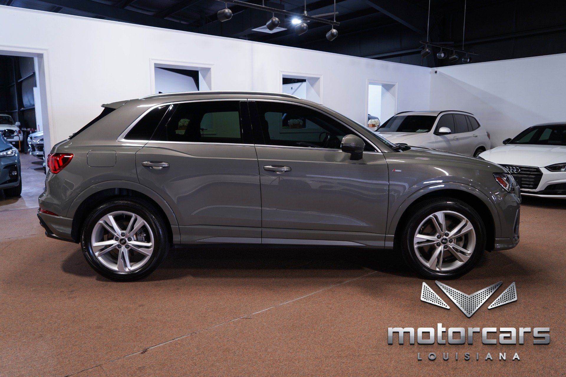 Used 2022 Audi Q3 2.0T Premium Plus w/ Premium Plus Package AWD/4WD image 8