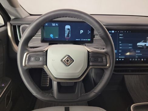 Used 2024 Rivian R1S Launch Edition AWD/4WD image 28