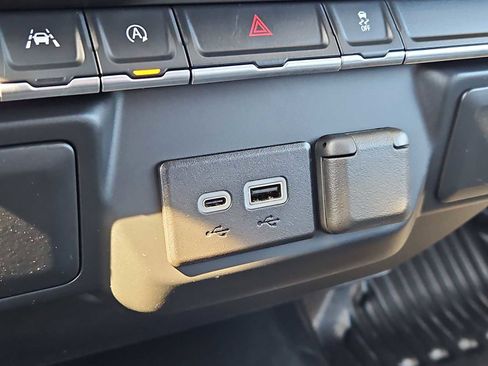 Used 2023 Chevrolet Silverado 1500 W/T w/ WT Value Package image 17